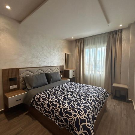 Splendide Studio Haut Standing En Face De La Marina Et A 200 M Du Port De Tanger - 1 Chambre Double Экстерьер фото